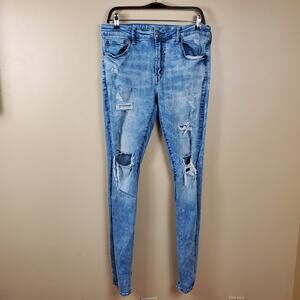 American Eagle Distressed Light Wash Stacked Skinny Jeans Size 33x30